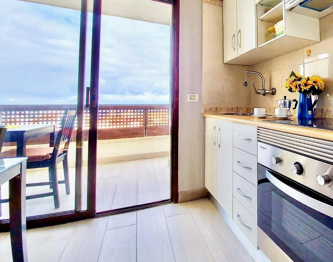 Ocean And Sun Studio Apartment Puerto de la Cruz
